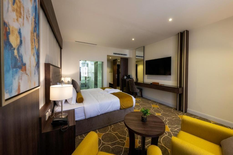 Bedroom 3, Abha Gardn Millennium Hotel