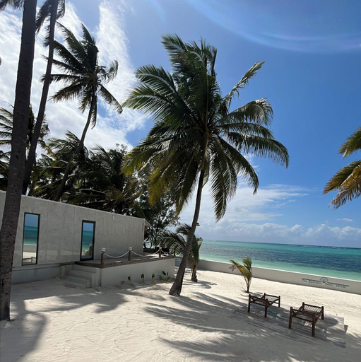 Others 4, Zanzibar Beach House-West, Kusini