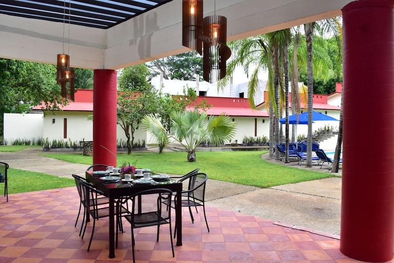 Food & Drinks 5, Santa Clara Hotel Campestre, Dist. Tuxtepec