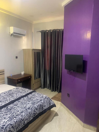 Others 5, Musaroq Hotel, Alimosho