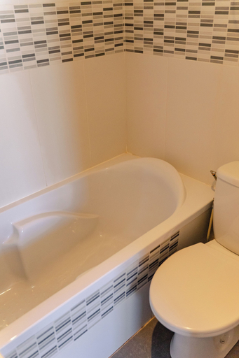 Bathroom 4, Hôtel Bloom, Calvados