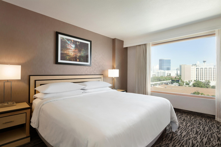 Bedroom 4, Embassy Suites by Hilton Convention Center Las Vegas, Clark