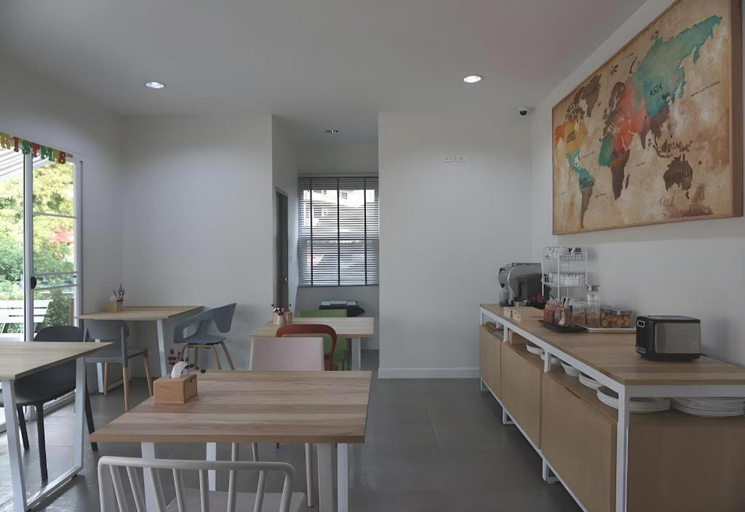 Food & Drinks 5, Oh My Place, Muang Chiang Rai