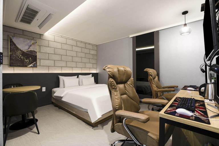 Bedroom 4, Wolgot Seven, Siheung