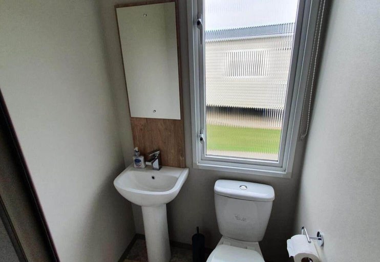 Others 3, Sleeps6-familyfriendly-flamingoland-pool, North Yorkshire