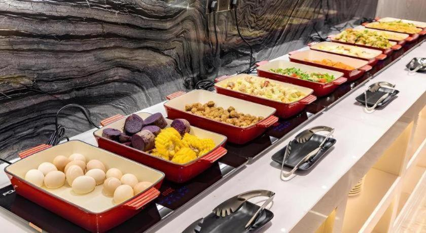 Food & Drinks 5, Echarm Plus Hotel Hangzhou Binjiang Xingguang Avenue, Hangzhou