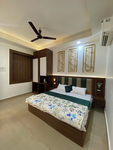 Others 2, HOTEL RMG & GARDEN, Shivpuri