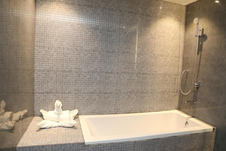 Bathroom 3, The Pearl, Saraikela-kharsawan
