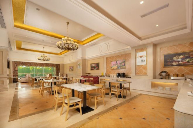 Food & Drinks 4, Vienna Hotel (Wuhan Sports Center), Wuhan