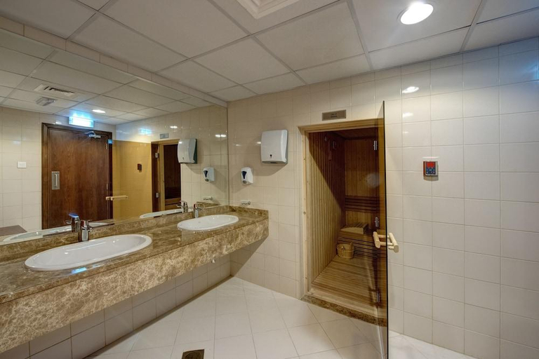 Bathroom 5, Center Hotel Sharjah, Sharjah City