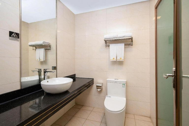 Bathroom 4, More New Hotels, Dongguan