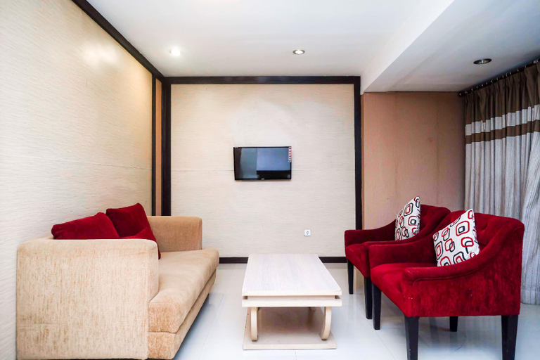 Public Area 3, RedDoorz Plus @ Grand Populer Hotel Makassar, Makassar