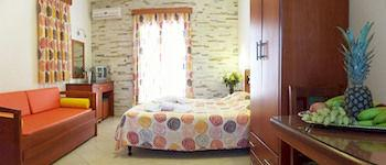Others 4, Plaka Hotel II, South Aegean