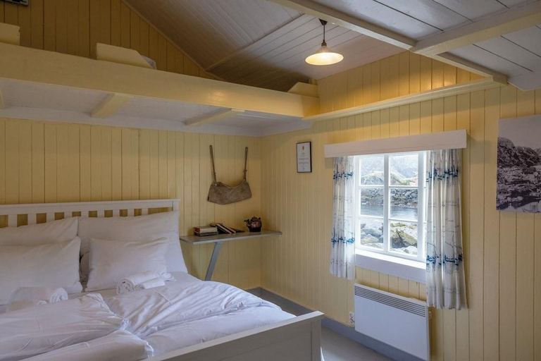 Bedroom, Lofoten Cottages by Nusfjord, Flakstad