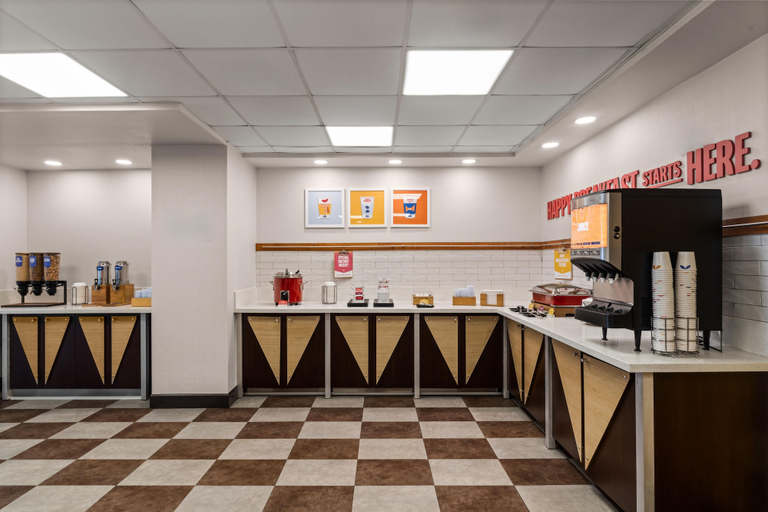 Food & Drinks 5, Hampton Inn & Suites Mountain View, Santa Clara