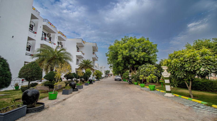 Exterior & Views 2, Elegance Resorts,Vrindavan with Swimming pool, Mathura