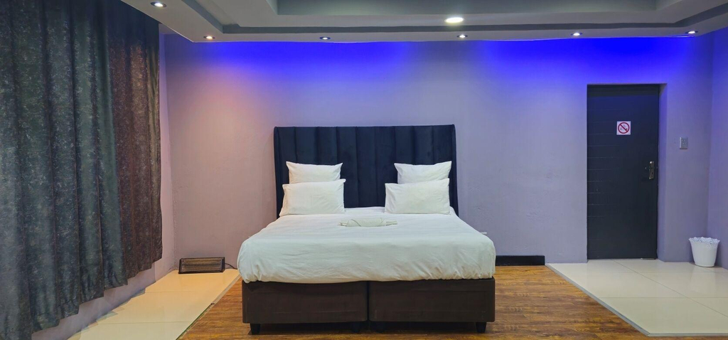 Others 4, Adelina Hotel, Bojanala