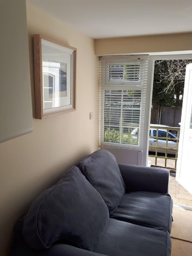 Others 2, 1-bed Apartment in Lewes Located Near Town Centre!, East Sussex