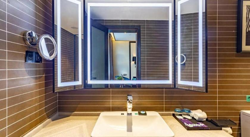 Bathroom 4, Xana Hotelle·Taiyuan South Inner Ring, Taiyuan