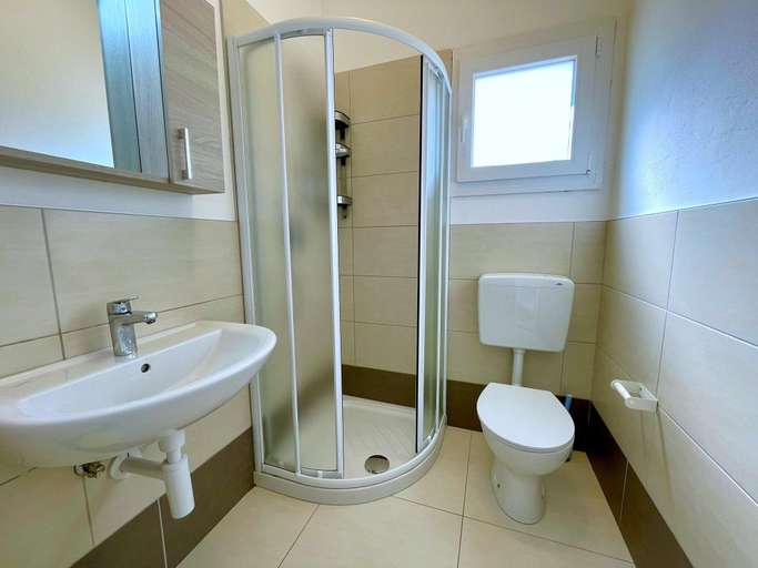 Bathroom, Apartment in Caorle near Adriatic Beaches, Venezia
