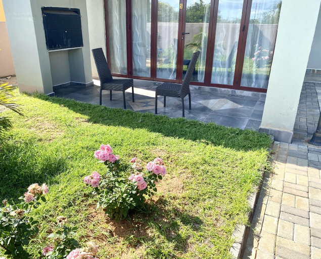 Others 2, Kanyi Guest House, Palapye