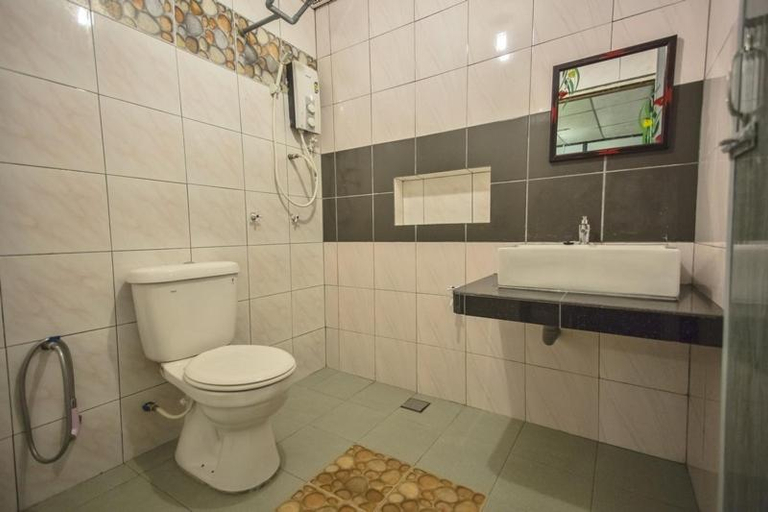 Bathroom 4, Aguna Resort, Mersing