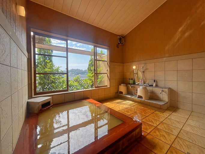Bathroom 3, Ryokan Nakashimaso, Kami-Amakusa