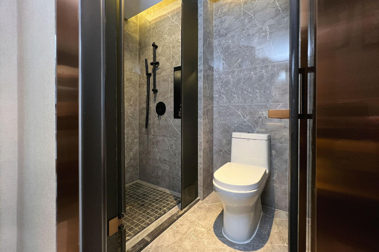 Bathroom 3, Yizhi Hotel (Guangzhou Yuexiu Park Railway Station Branch) 宜致酒店(广州越秀公园火车站店), Guangzhou