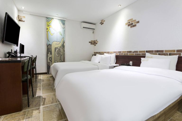 Bedroom 4, Chuncheon N, Chuncheon