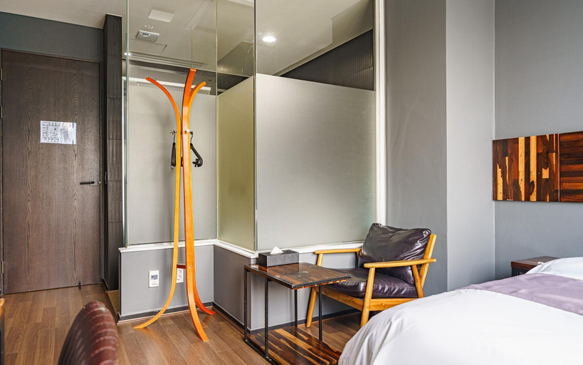 Bedroom 4, Namyangju W Hotel Hopyeong Branch, Namyangju