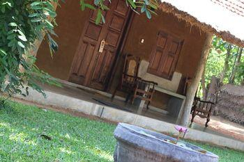 Others 3, Ama Villa Homestay, Hingurakgoda