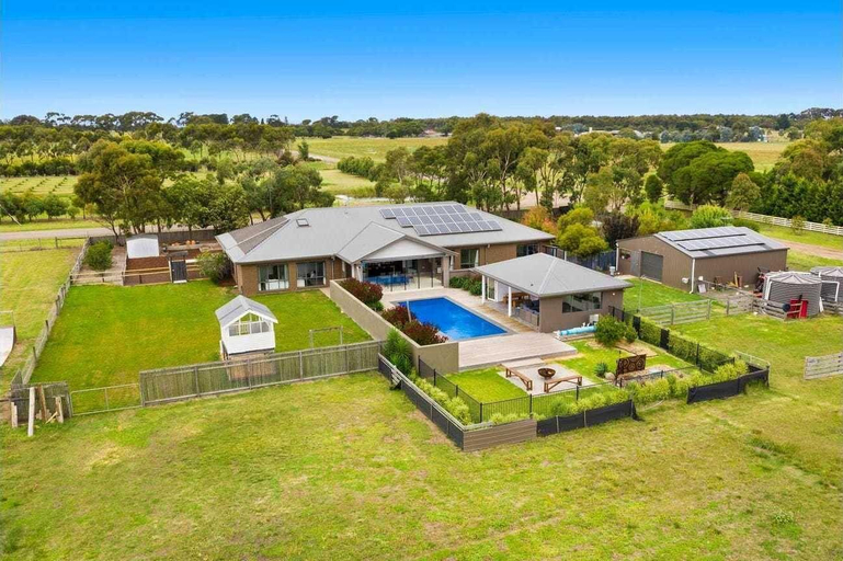 Exterior & Views 1, 10BR birdwatch house Great Ocean Road, Bellarine - Inner