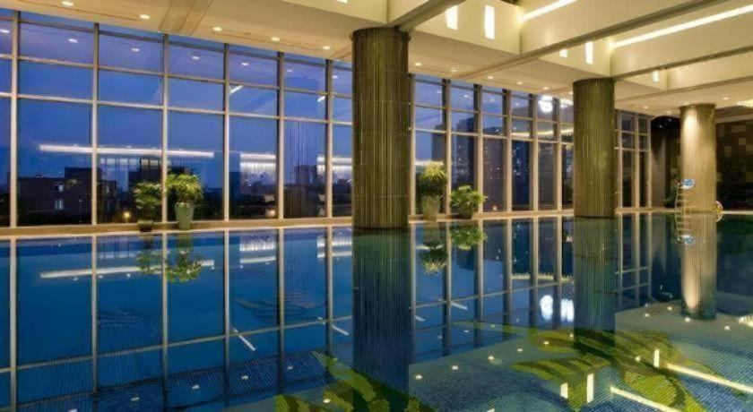 Sport & Beauty, Nanyuan Universe Deluxe Hotel, Ningbo