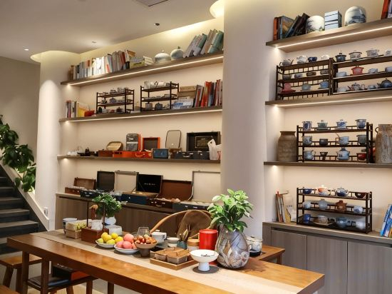 Others 3, Cheung Po Tea House, Jingdezhen (Tao Xichuan Creative Plaza), Jingdezhen