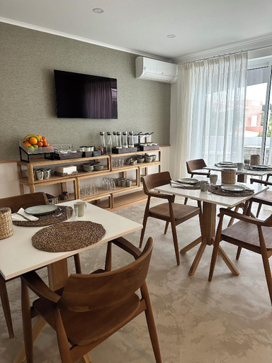 Food & Drinks 4, Casa Malia Luxury Guest House, Lagos