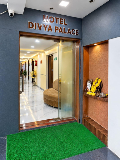 Public Area, Hotel Divya Palace, Ahmadabad