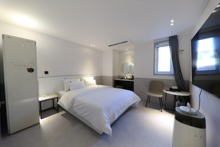 Bedroom 2, H-Avenue Hotel Incheon Songdo, Yeonsu