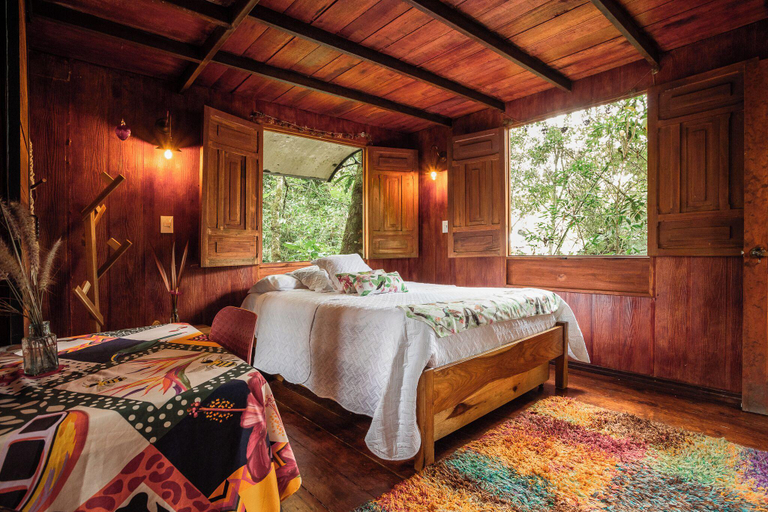 Bedroom 3, Tominejo Ecolodge, Neira