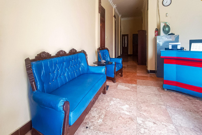 Public Area, RedDoorz @ Senaz Guesthouse Mataram, Lombok