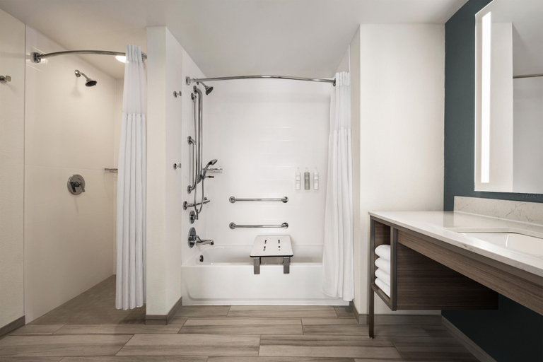 Bathroom 5, Hilton Garden Inn Fort Collins, Larimer