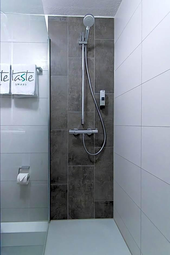 Bathroom 5, Taste Smart Hotel Lampertheim, Bergstraße