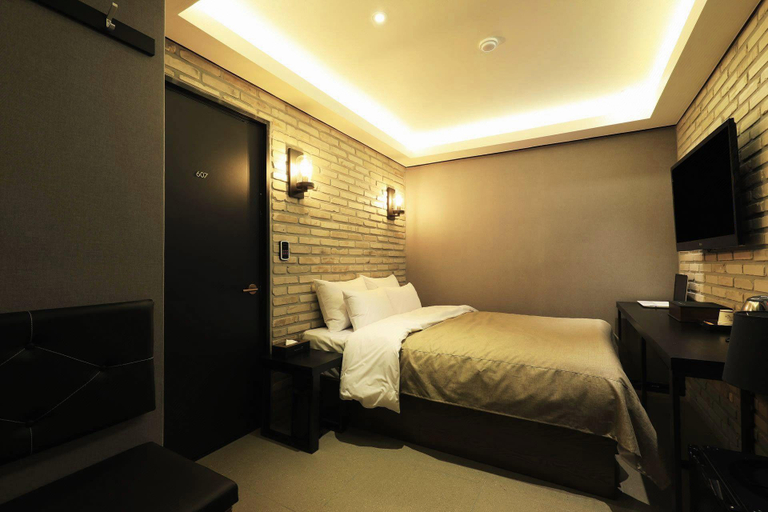 Bedroom 4, Sindang Rainbow Hotel, Jung