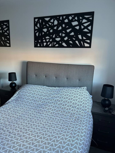 Others 2, 1BR Flat Near M6jct23 A580 With Multi car Parking, Saint Helens