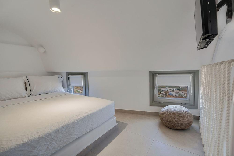 Bedroom 4, SantoView Villas, South Aegean