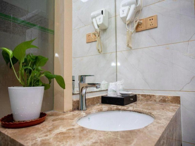 Bathroom 4, GreenTree Inn Hefei Huaxia International Chabocheng Branch, Hefei