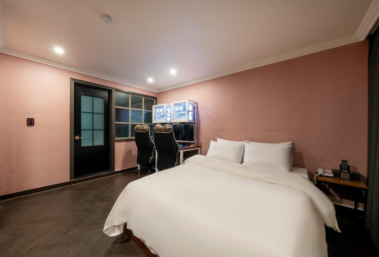 Others 5, Sadang Hotel The Raum, Gwanak