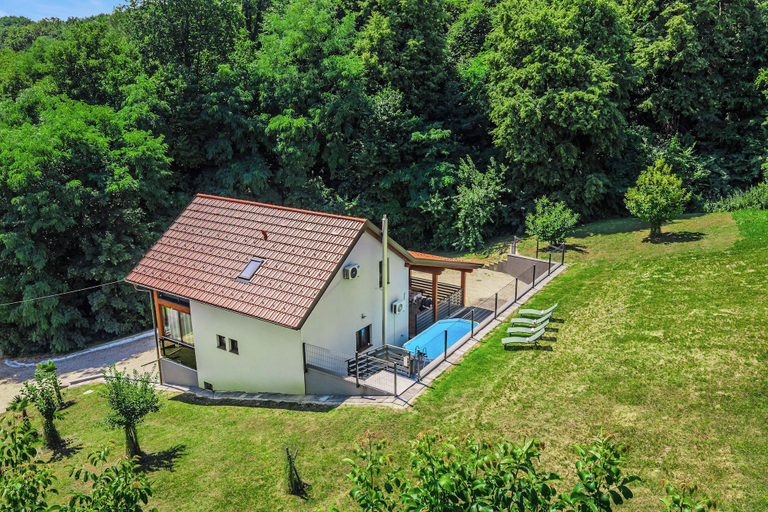 Others 1, Greenwood Retreat With Hot Tub & Sauna, Selnica