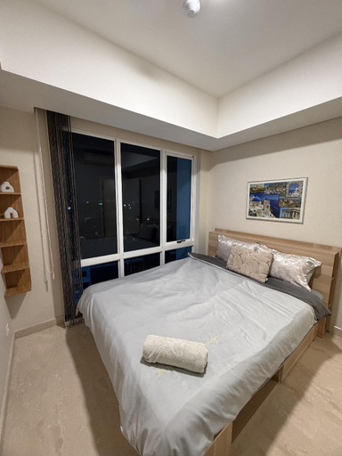 Bedroom 3, Podomoro Delipark Apartemen CozyCrowd Empire 4BR 3 king + 1 single bed, Medan