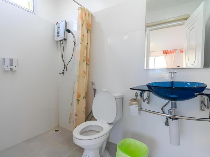 Bathroom 3, Banncake Khao Yai Resort by Aday, Pak Chong