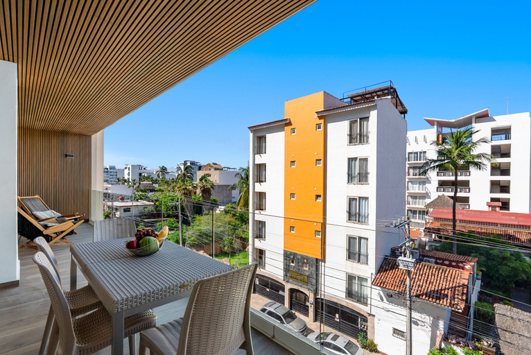 Others 2, 3BR Condo Near the Ocean in Bucerías With Pool, Wifi & Full Kitchen, Compostela